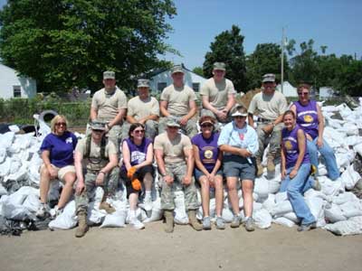 WIU Alumni & Friends Help with Sandbagging Efforts in Niota, Illinois